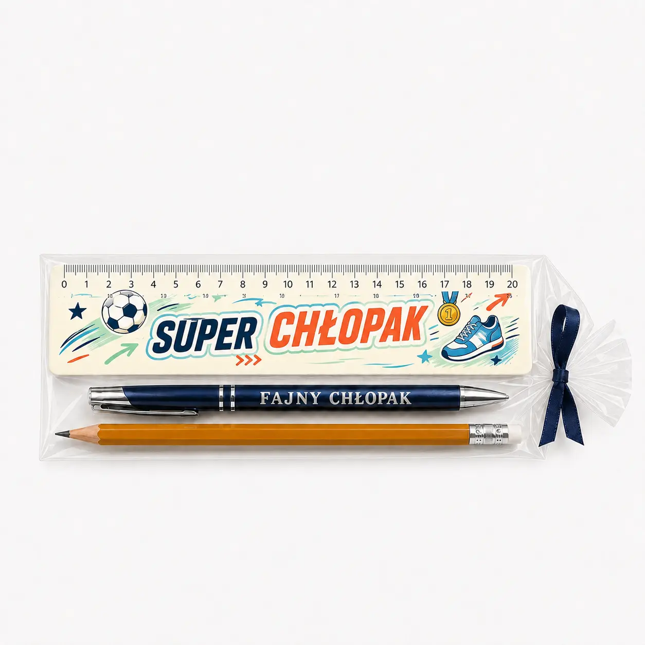 Zestaw: Linijka + Długopis z grawerem + Ołówek – prezent dla chłopaka – wzór  Super Chłopak (piłka) – #3418-CHK24