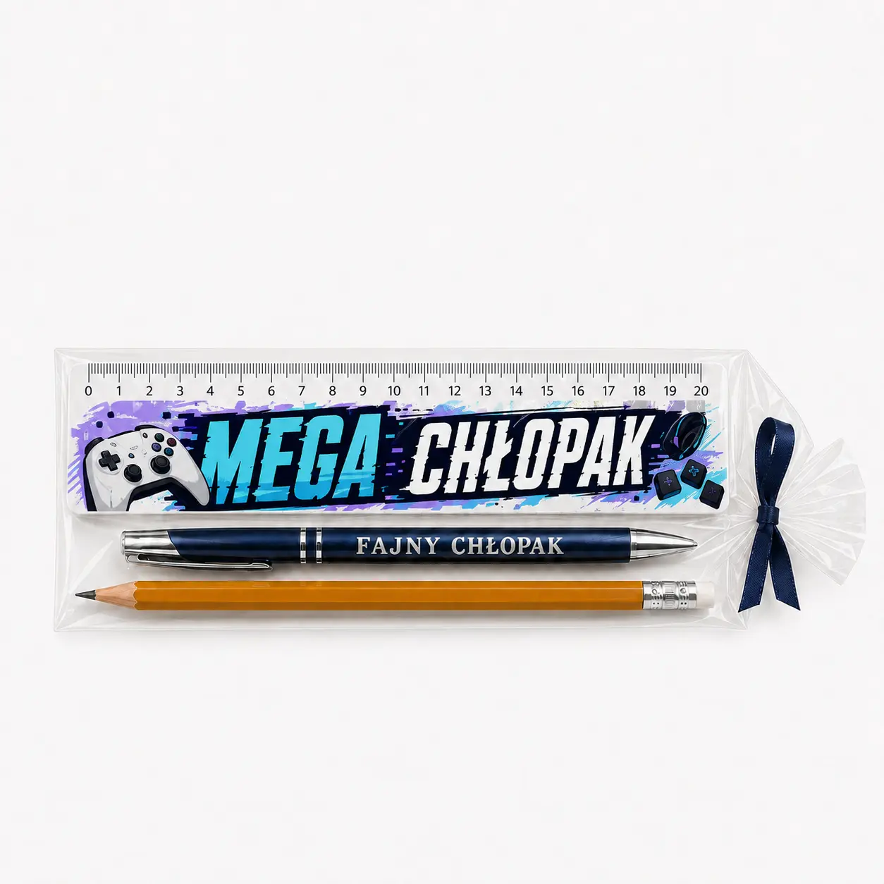 Zestaw: Linijka + Długopis z grawerem + Ołówek – prezent dla chłopaka – wzór Mega Chłopak – #3418-CHK18
